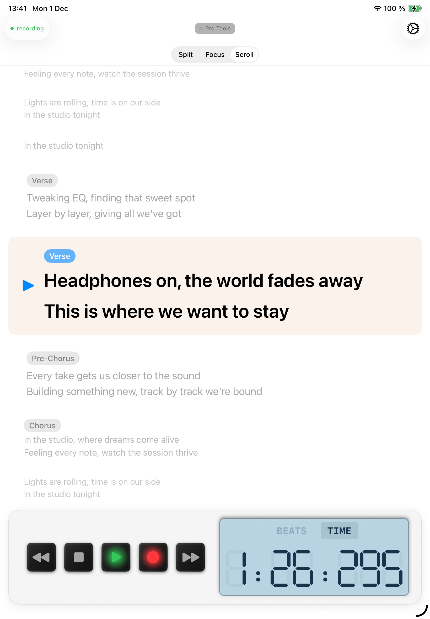 StudioTools-kompanjon på iPad som visar synkroniserade studiokontroller